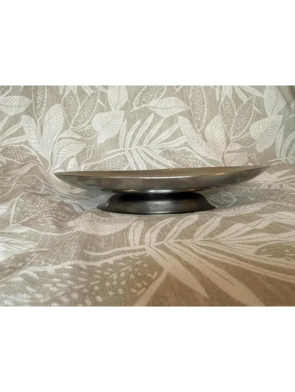 MCM Wear-Brite 18-8 Stainless Steel Pedestal Serving Dish Oval 10.5”